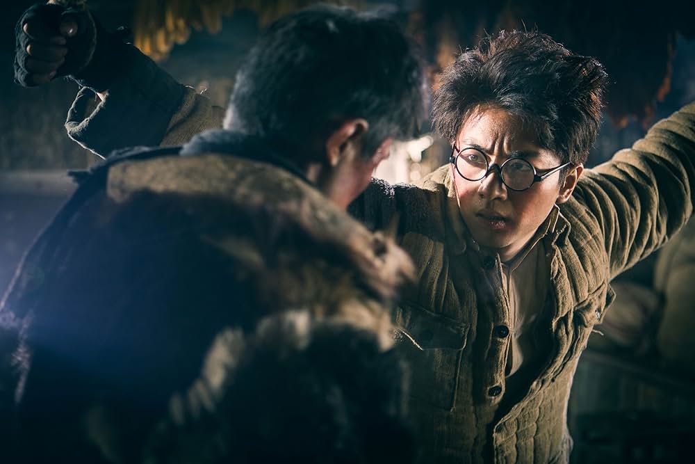 タイガー・マウンテン 雪原の死闘の画像