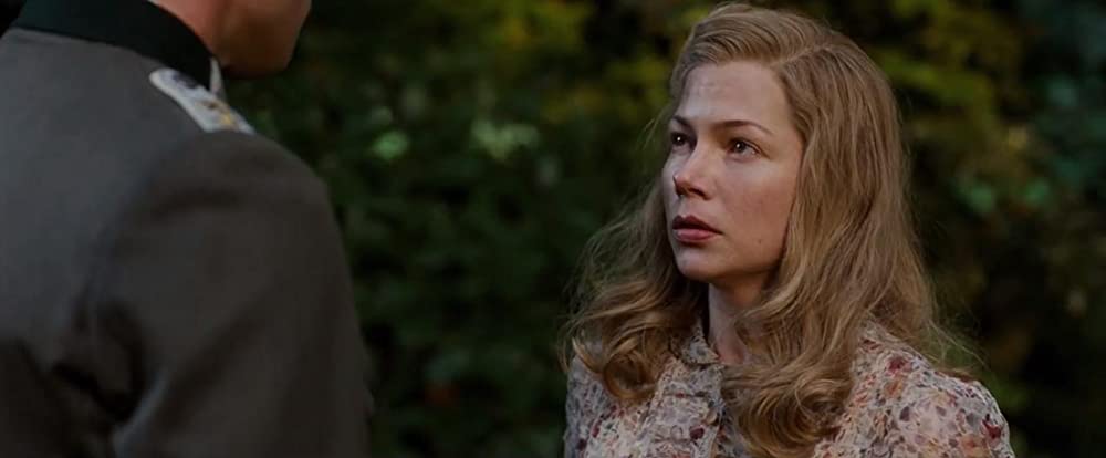 「フランス組曲」マティアス・スーナールツ & ミシェル・ウィリアムズの画像