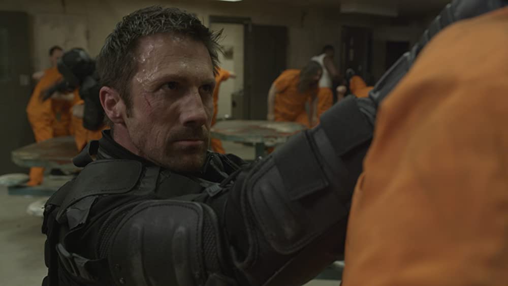 暴動 バトル・プリズンの画像