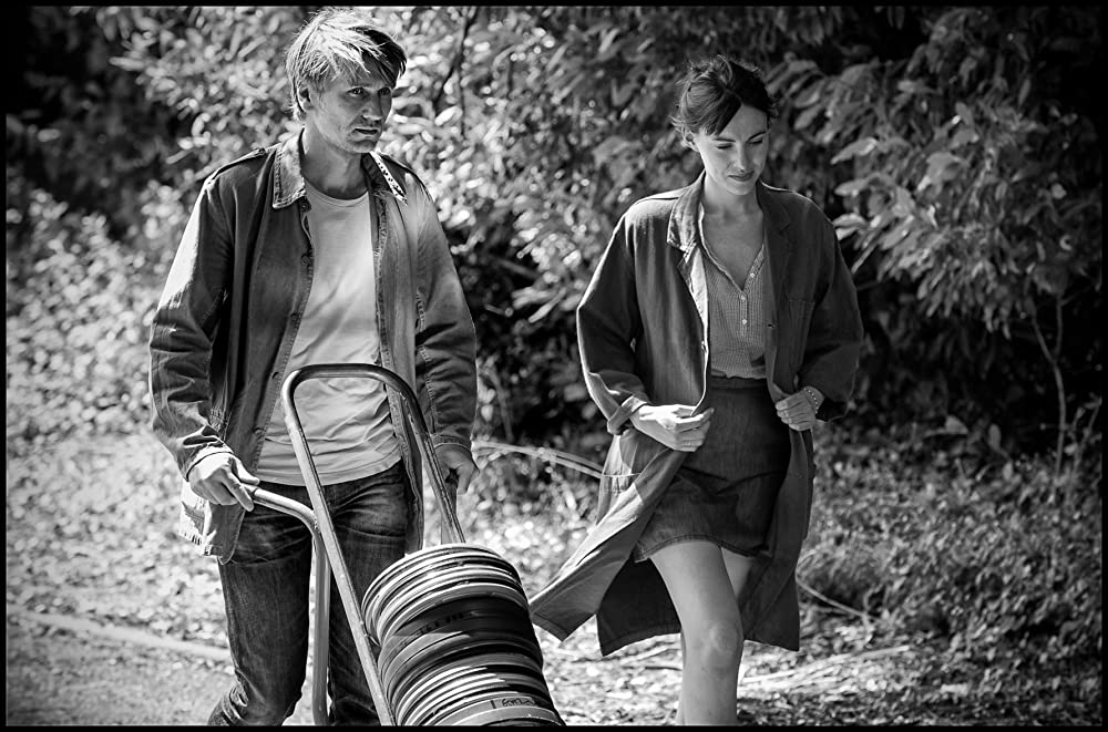 パリ、恋人たちの影の画像