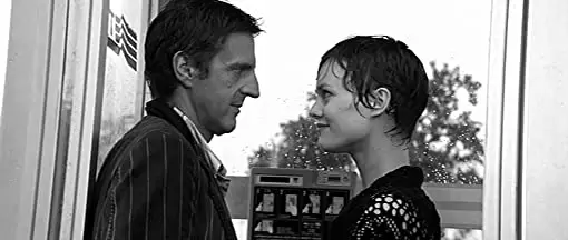 「橋の上の娘」の画像