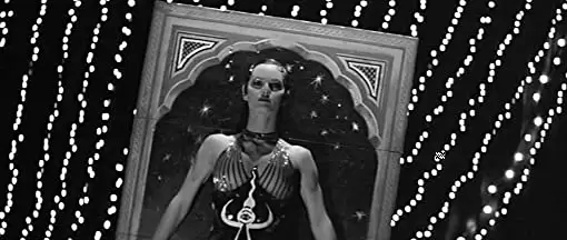 「橋の上の娘」の画像