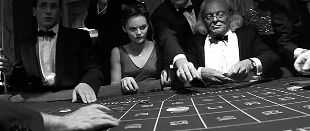 「橋の上の娘」の画像