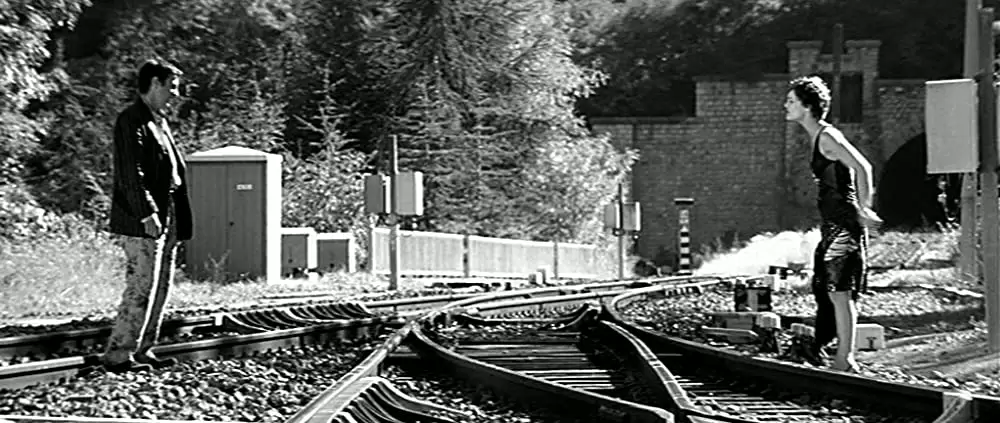 「橋の上の娘」の画像