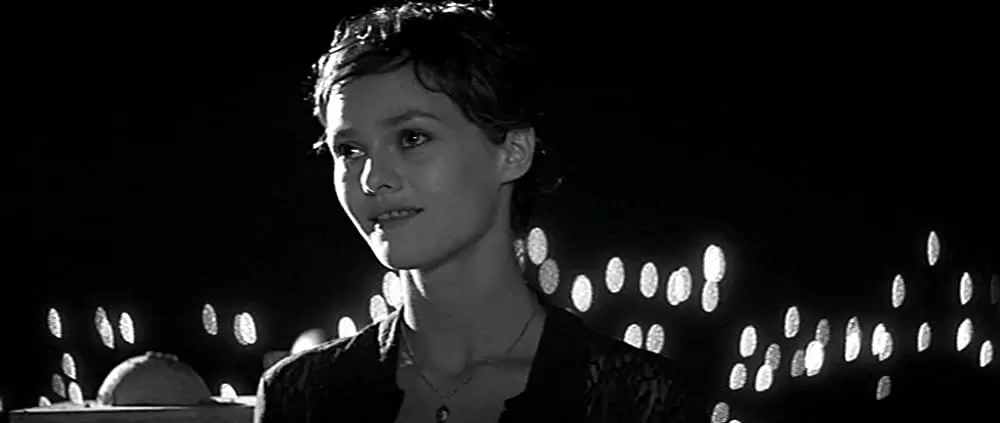 「橋の上の娘」の画像