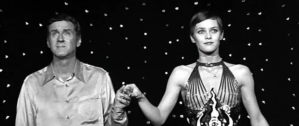 「橋の上の娘」の画像