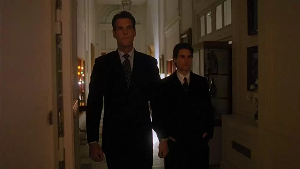 「アイズ ワイド シャット」トム・クルーズの画像