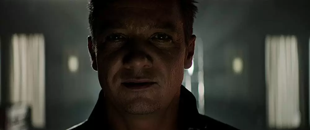 「タグ」ジェレミー・レナーの画像