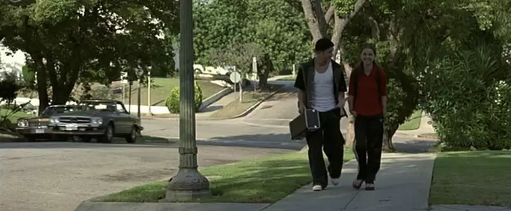 地上より何処かでの画像