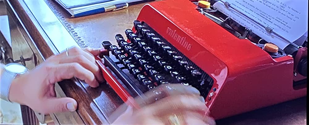 白い帽子の女の画像