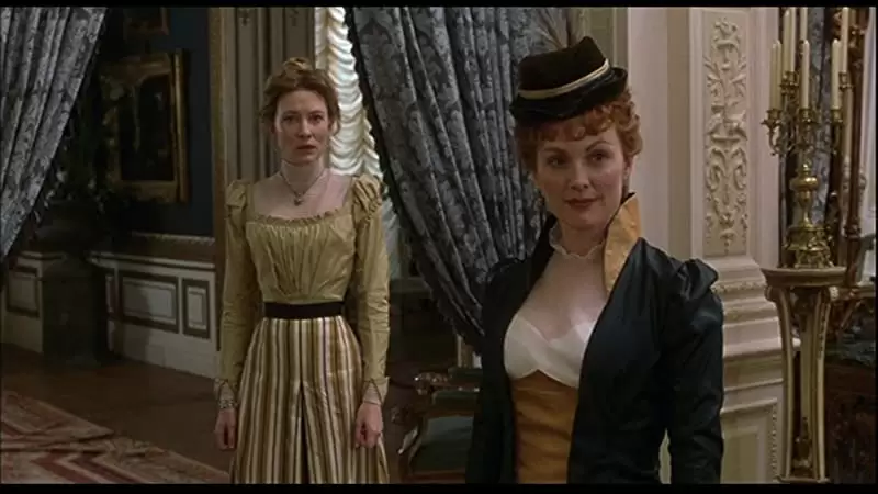 「理想の結婚」ジュリアン・ムーア & ケイト・ブランシェットの画像