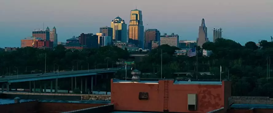 ガンズ・アキンボの画像