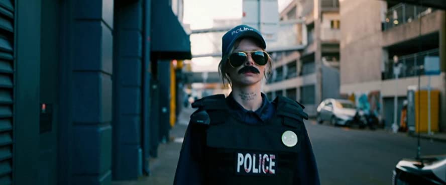 ガンズ・アキンボの画像