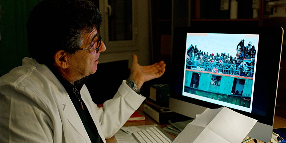 海は燃えている イタリア最南端の小さな島の画像