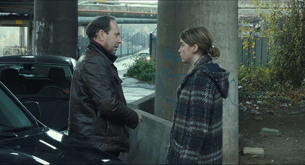 午後8時の訪問者の画像