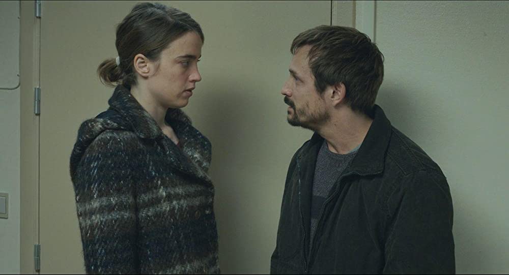 午後8時の訪問者の画像