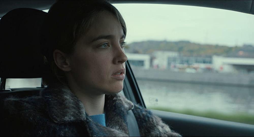 午後8時の訪問者の画像