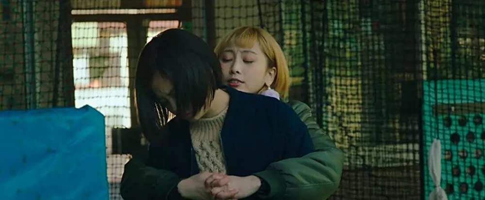 「笑う招き猫」松井玲奈 & 千眼美子の画像