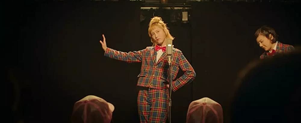 笑う招き猫の画像