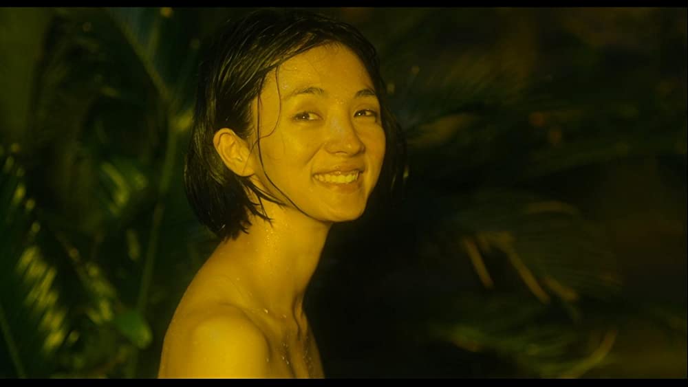 海辺の生と死の画像