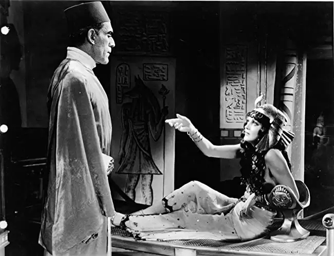 「ミイラ再生」ボリス・カーロフ & Zita Johannの画像