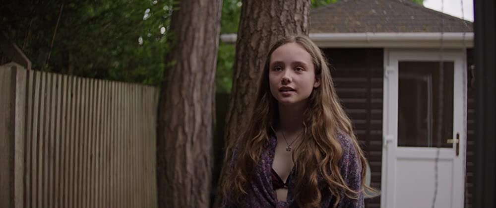 ウーナ 13歳の欲動の画像