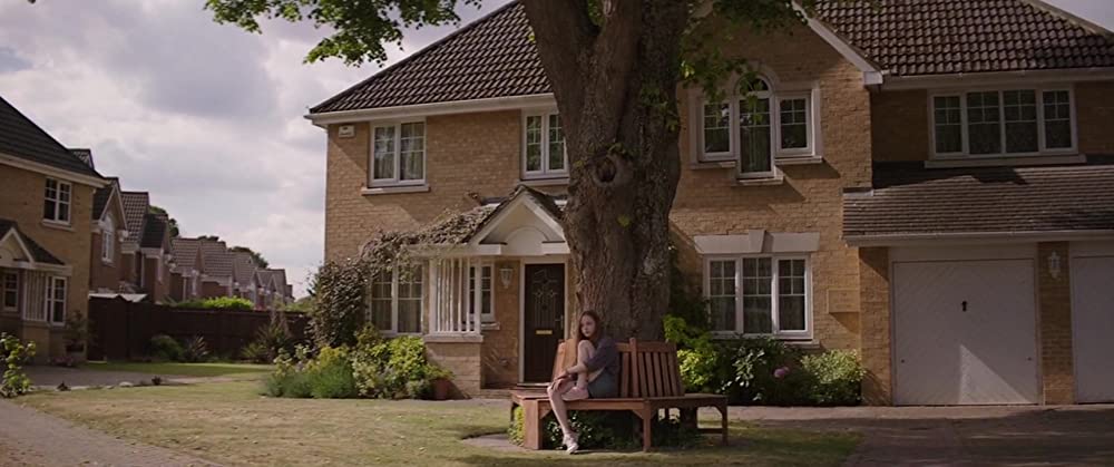 ウーナ 13歳の欲動の画像