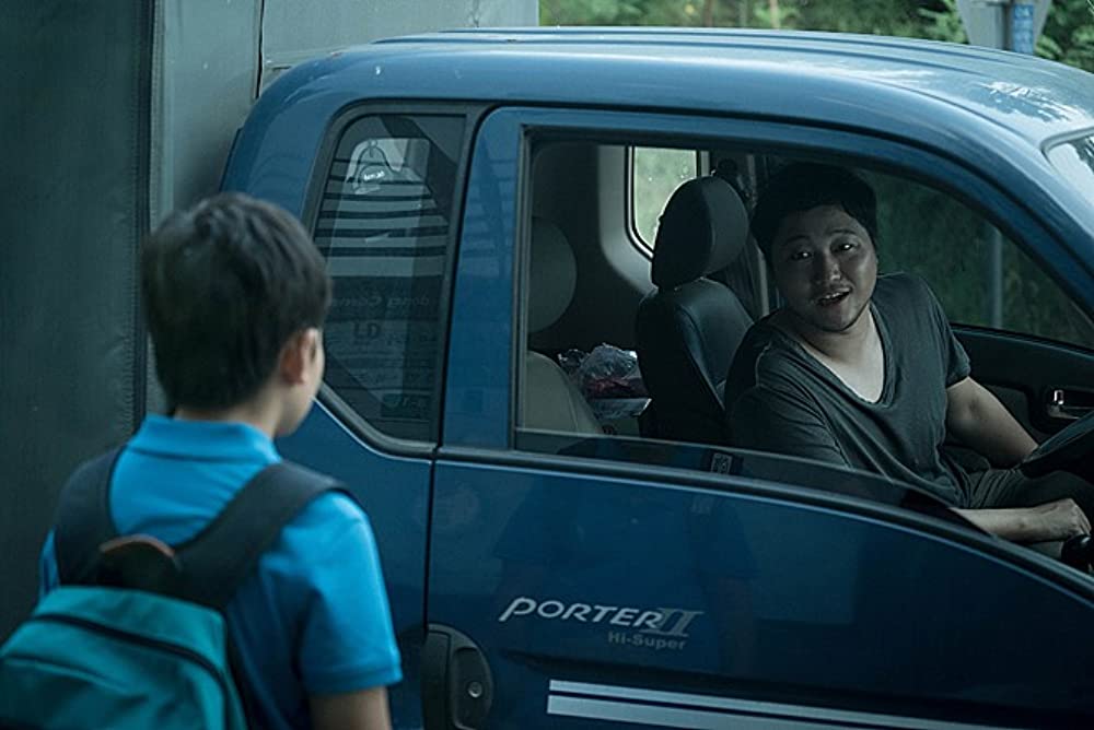 犯人は生首に訊けの画像