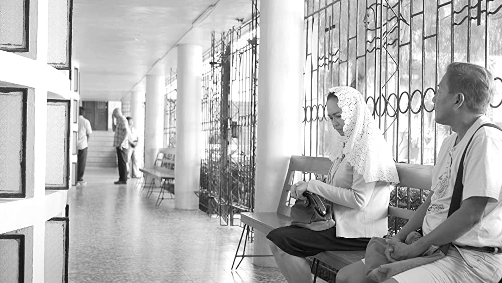 立ち去った女の画像