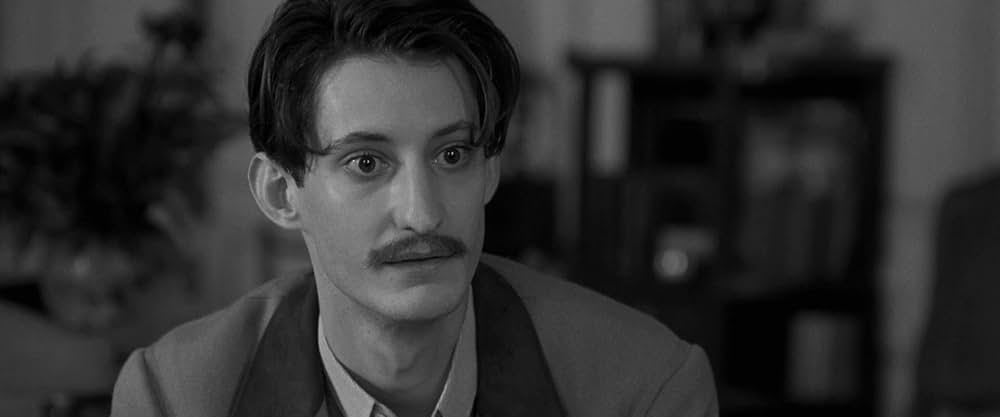 婚約者の友人の画像