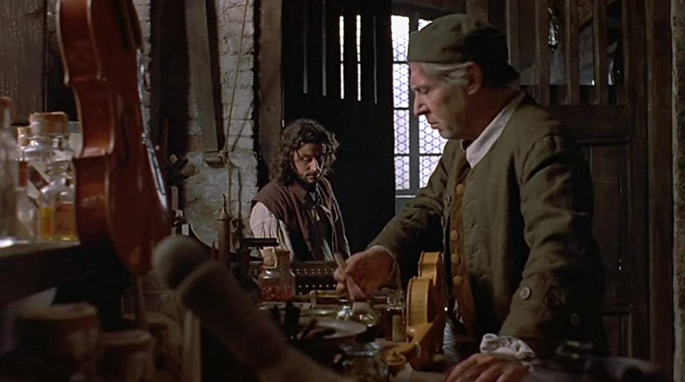 レッド・バイオリンの画像