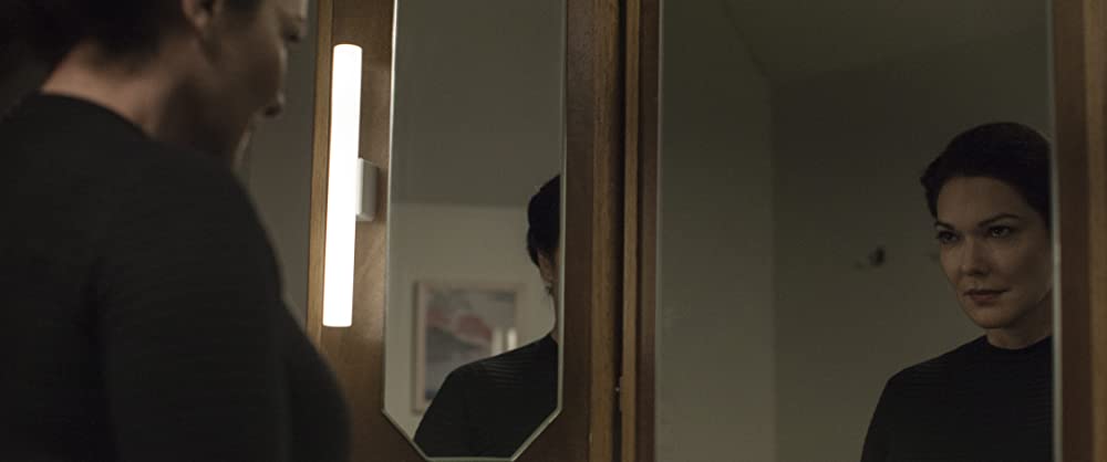 「インサイド」ローラ・ハリングの画像