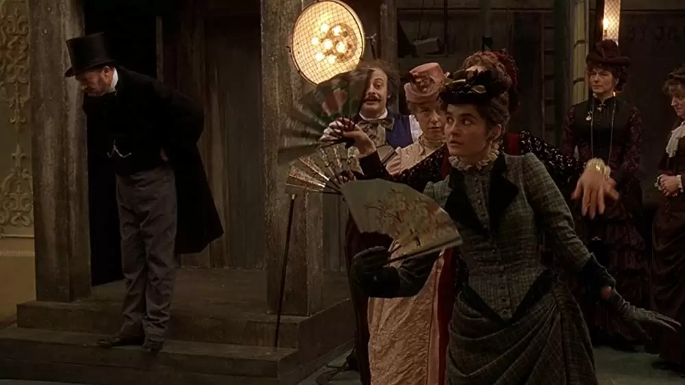 「トプシー・ターヴィー」ジム・ブロードベント & シャーリー・ヘンダーソンの画像