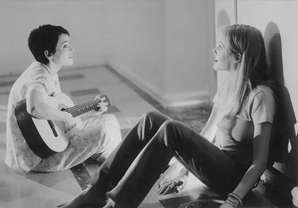 「17歳のカルテ」ウィノナ・ライダー & アンジェリーナ・ジョリーの画像