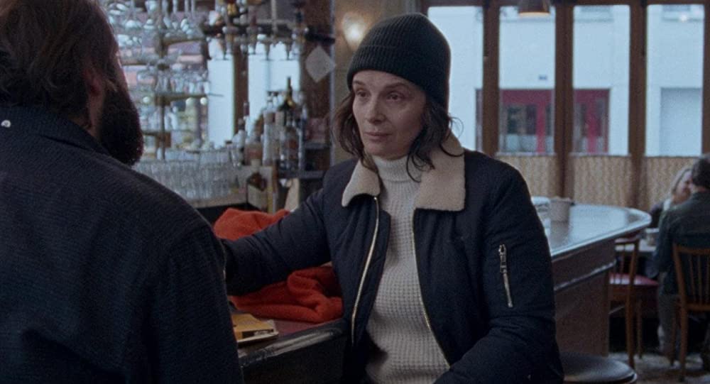 冬時間のパリの画像