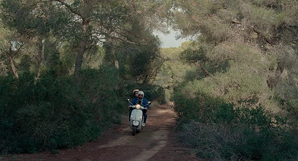 冬時間のパリの画像