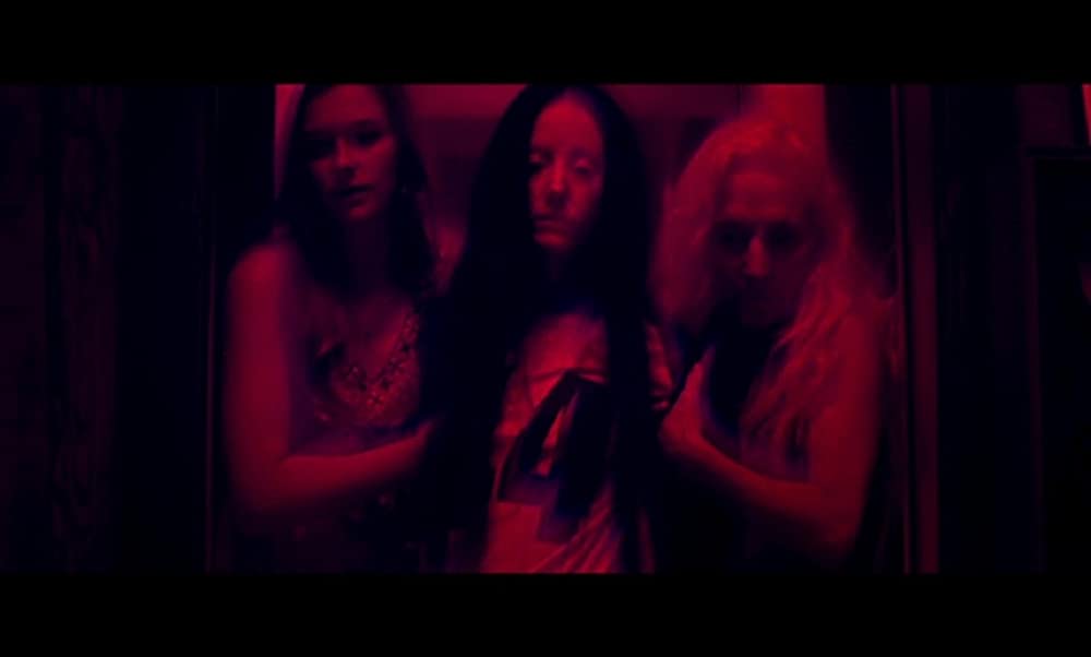 マンディ 地獄のロード・ウォリアーの画像