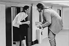 「マルコヴィッチの穴」ジョン・キューザック & キャサリン・キーナーの画像