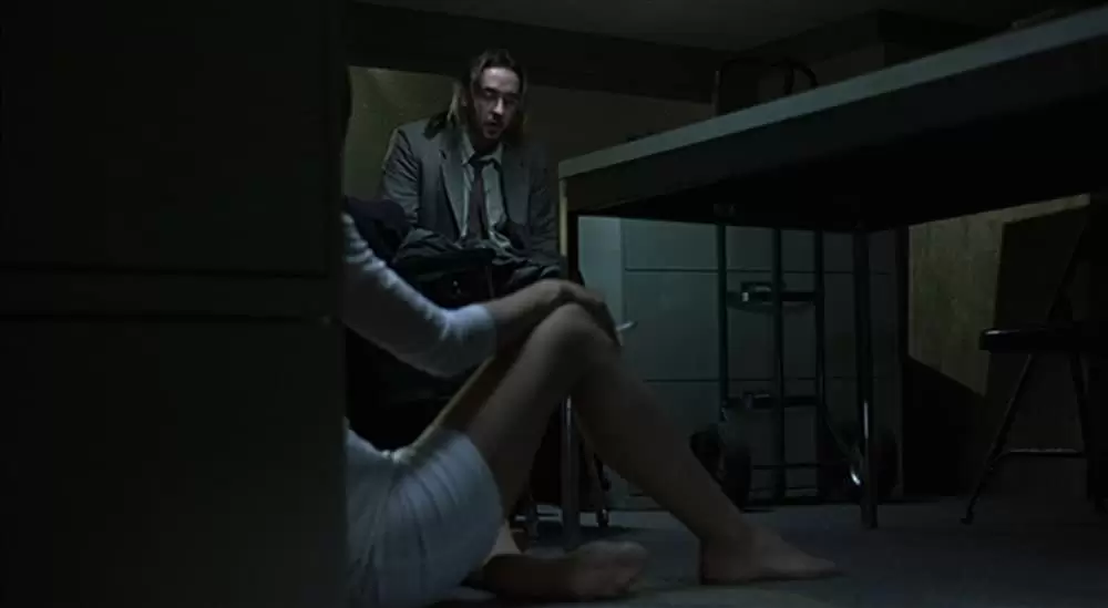 「マルコヴィッチの穴」ジョン・キューザック & キャサリン・キーナーの画像