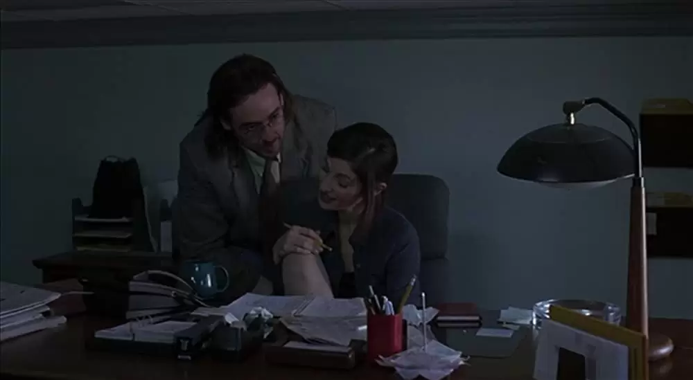 「マルコヴィッチの穴」ジョン・キューザック & キャサリン・キーナーの画像