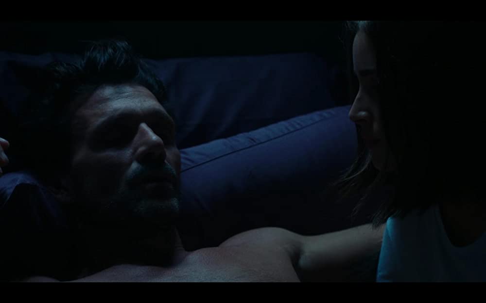 「デス・ショット」フランク・グリロ & オリビア・カルポの画像