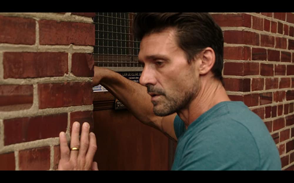 「デス・ショット」フランク・グリロの画像