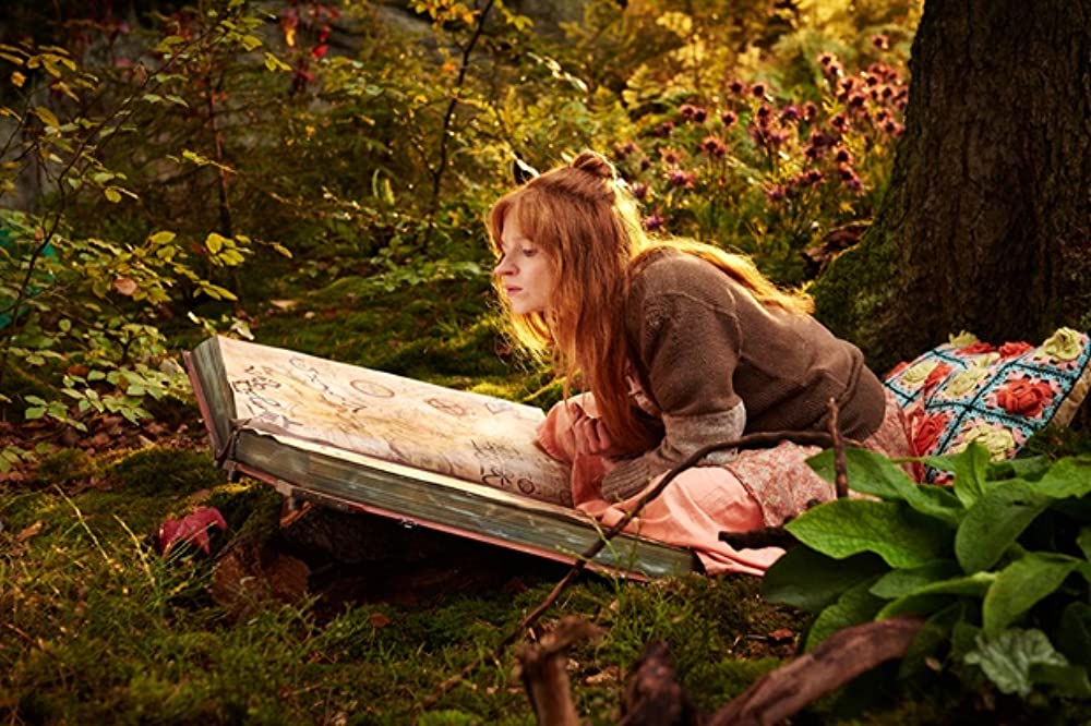「小さい魔女とワルプルギスの夜」カロリーネ・ヘルフルトの画像