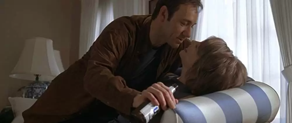 「アメリカン・ビューティー」ケビン・スペイシー & アネット・ベニングの画像