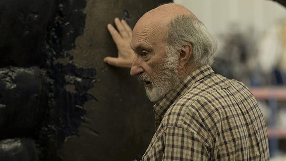 ペトラは静かに対峙するの画像