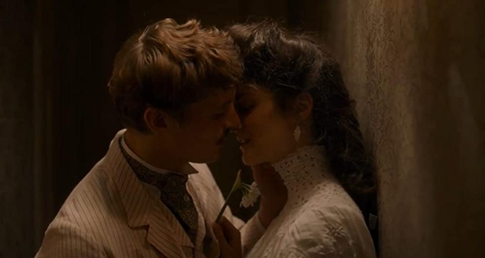 「不実な女と官能詩人」ニールス・シュナイダー & ノエミ・メルランの画像