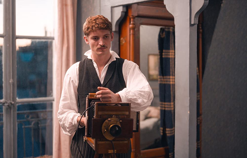 不実な女と官能詩人の画像