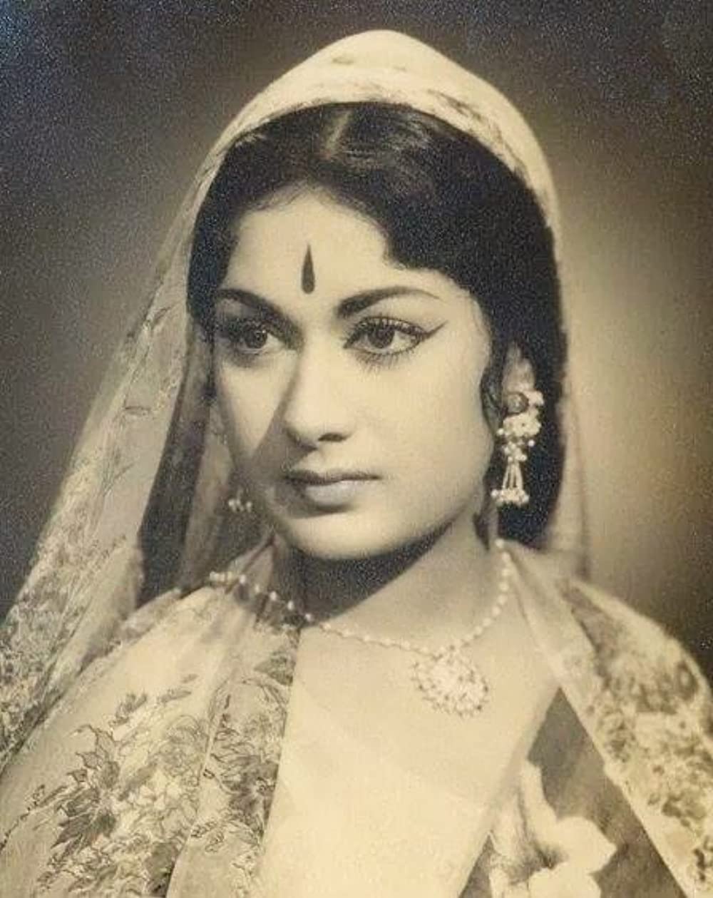 伝説の女優 サーヴィトリの画像