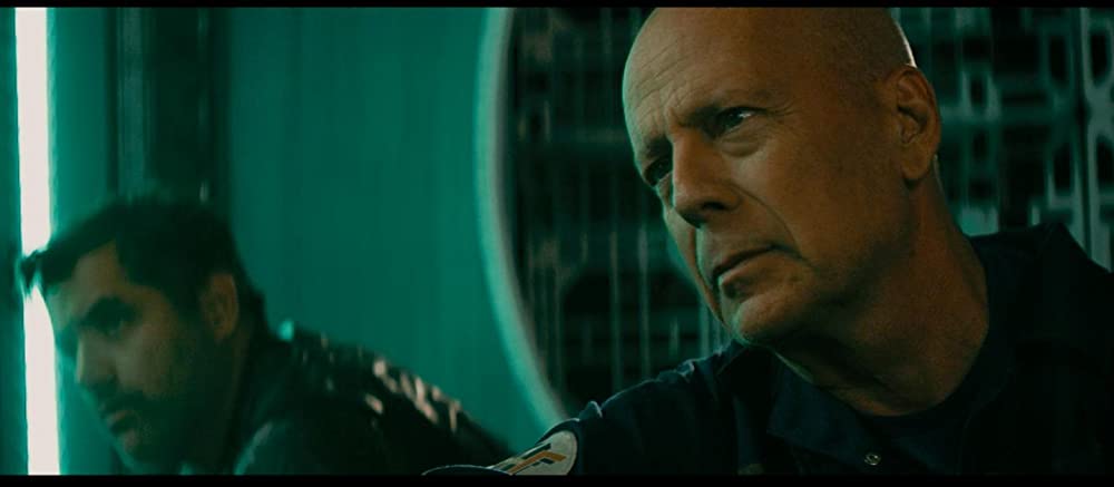 「アンチ・ライフ」ブルース・ウィリス & コーリー・ラージの画像