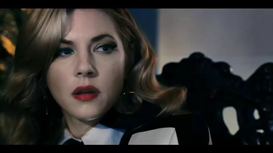 「ポーラー 狙われた暗殺者」キャサリン・ウィニックの画像